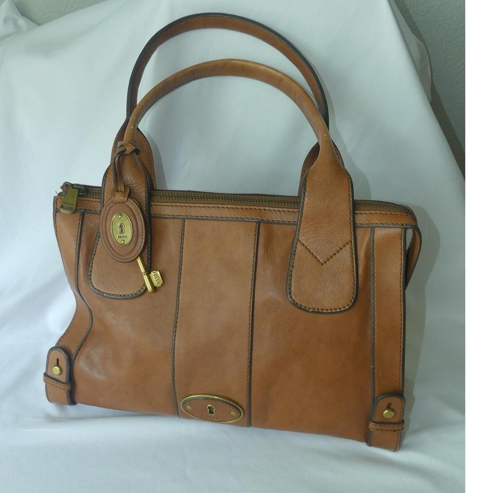 Vintage Fossil Cognac Leather Satchel Reissue Handbag Brass Key Charm Keyhole